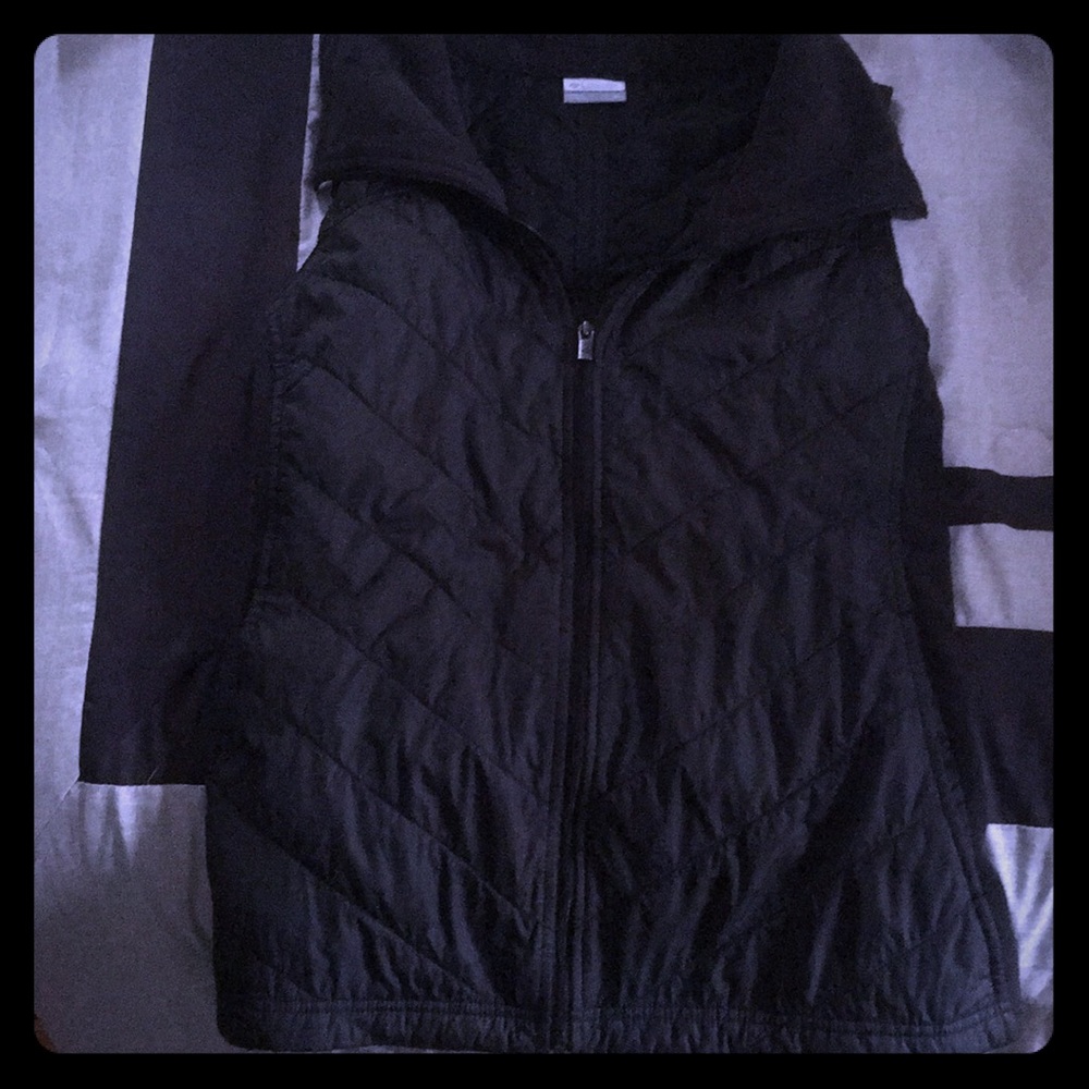 Columbia  vest